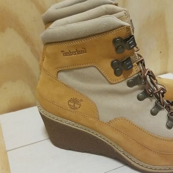 Timberland Boots Womens Size 8 Earthkeepers Amston 3-Inch Bootie Tan Wedge - Picture 2 of 10